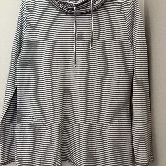 Horny Toad Women’s Hooded Top Gray Stripes L , Outdoor, Hiking, Camping - Picture 8 of 10